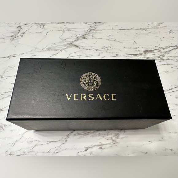 Versace sunglasses - Picture 6 of 7